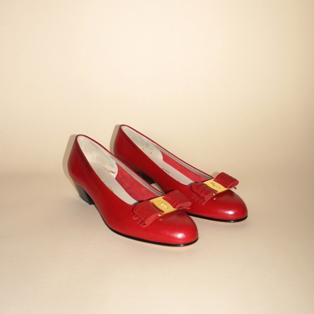 Salvatore Ferragamo "Vara" Red Heels NWT - Size 5.5